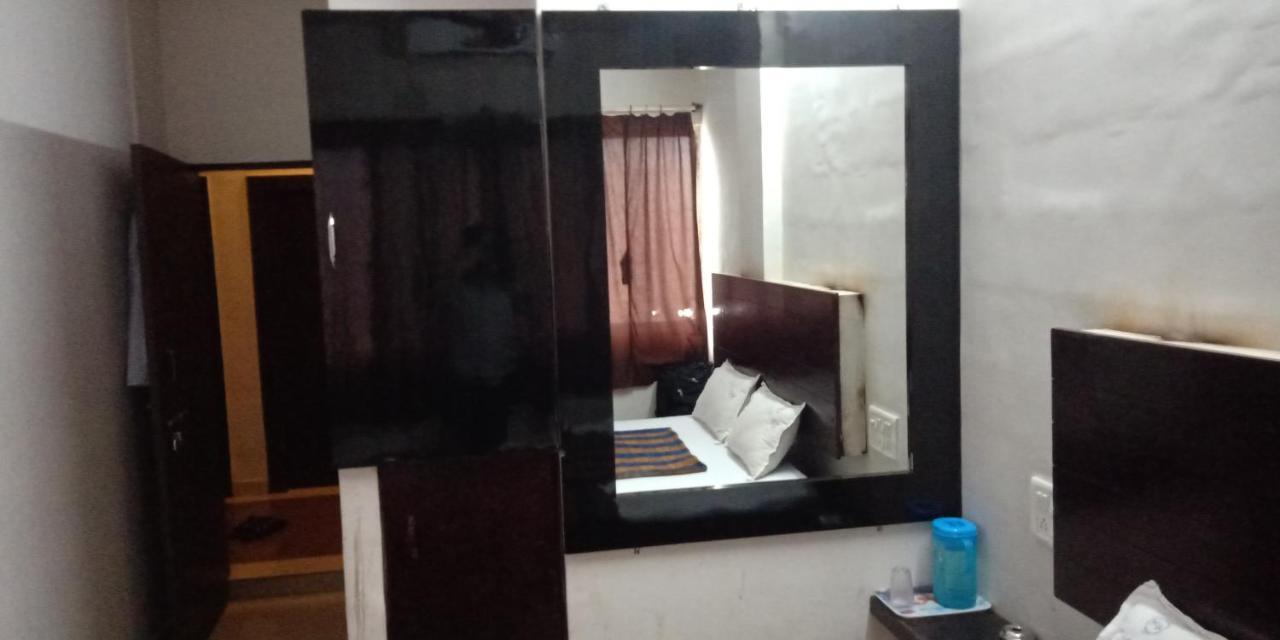 Nilraj Lodge Ratnāgiri 외부 사진
